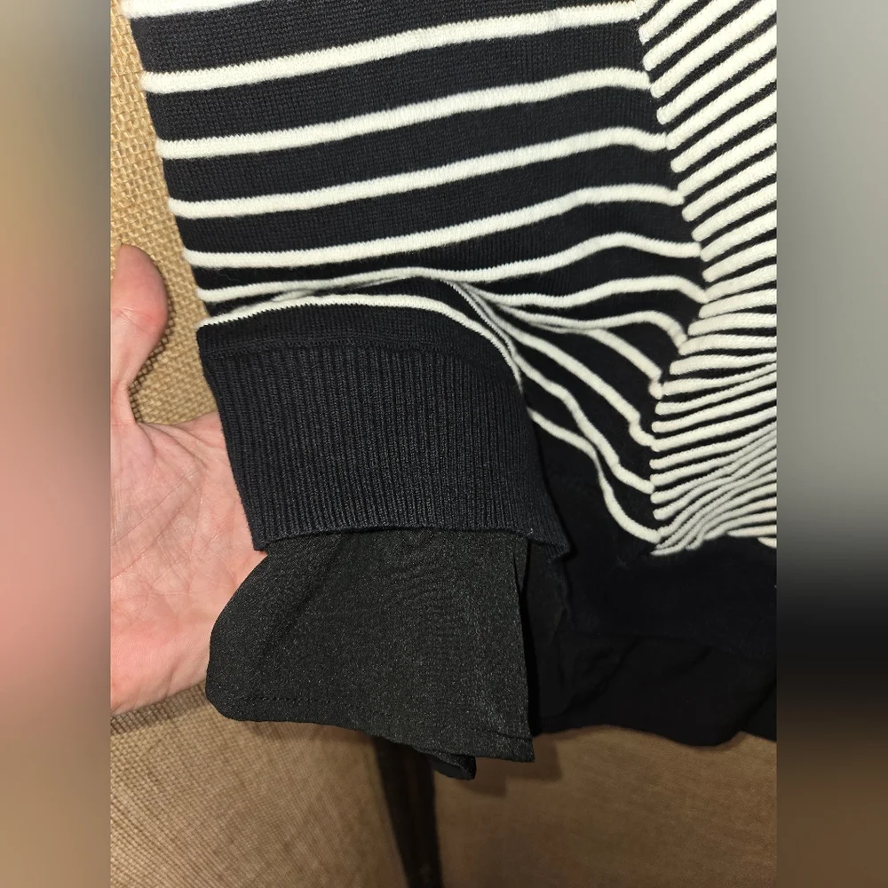 Women's Dana Buchman Black and White Sleeveless Layered Look Sweater Top Size L - Picture 2 of 6